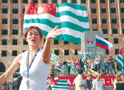 Abhazya ve G. Osetya'nın Üçüncü Yılı
