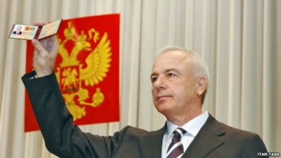 Beslan Kobakhia Tkhakushinov’un istifasını istedi 
