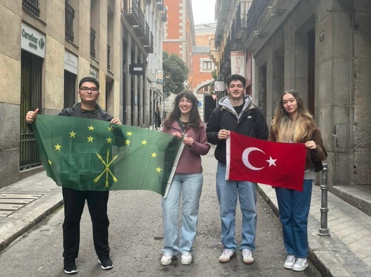 GENÇLERIMIZ İSPANYA’DA!