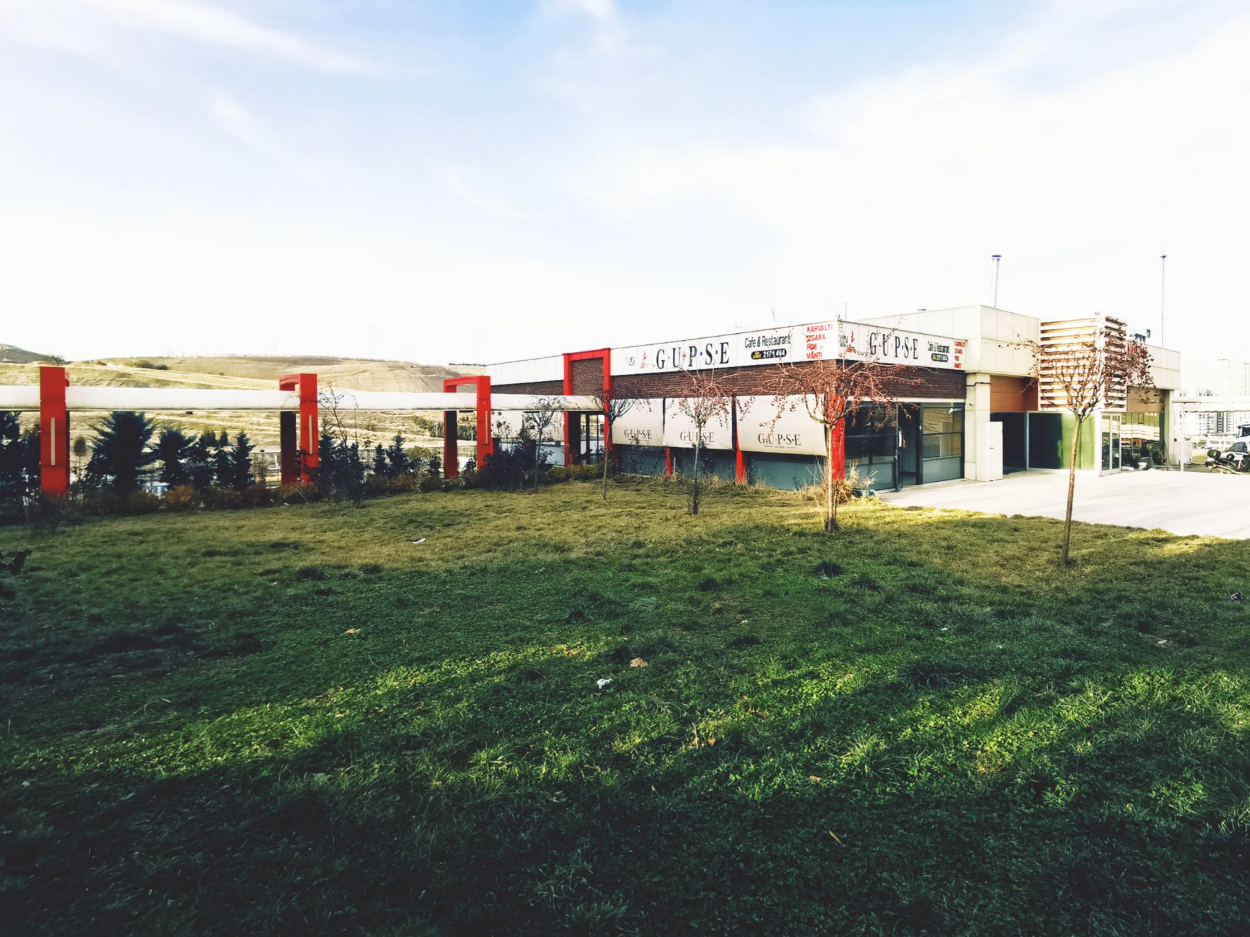 YAŞAMKENT SOSYAL TESİSLERİ’NDE YER ALAN İŞ YERİ KİRAYA VERİLECEKTİR