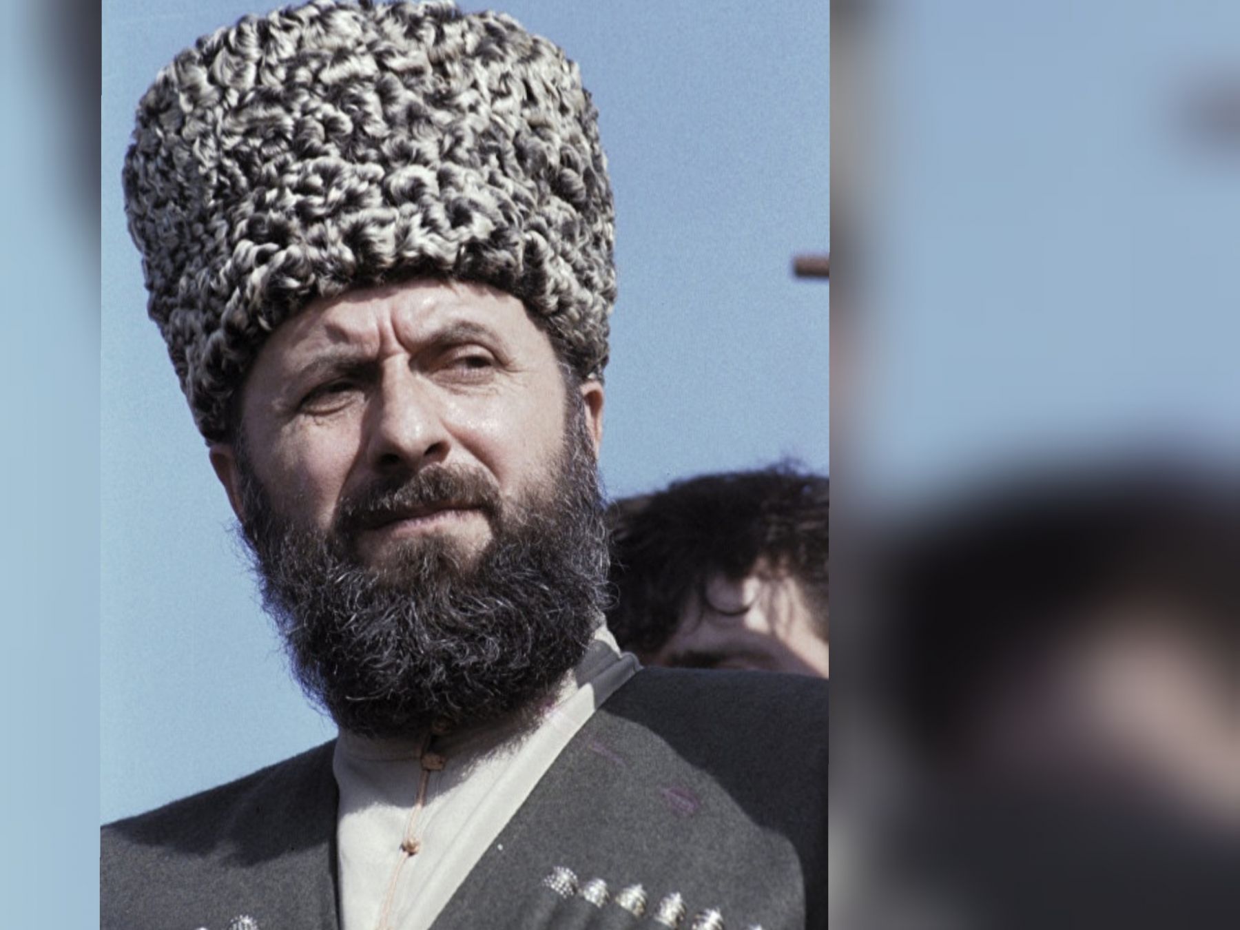 ZELİMHAN YANDARBİYEV'İ SAYGI VE RAHMETLE ANIYORUZ